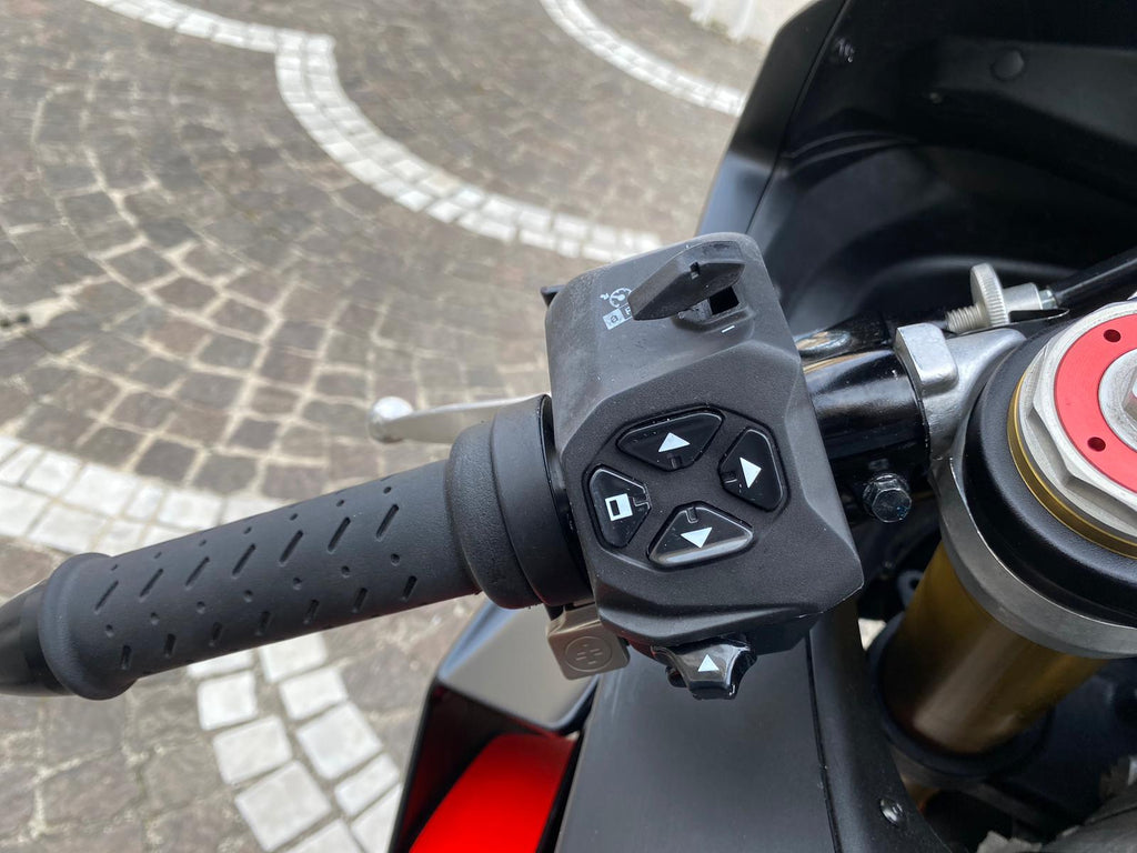 APRILIA RSV4 1100 - 2024 - KM 7264